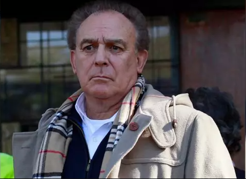 César Antonio Santis, exconductor de televisión, está hospitalizado en Unidad de Paciente Crítico