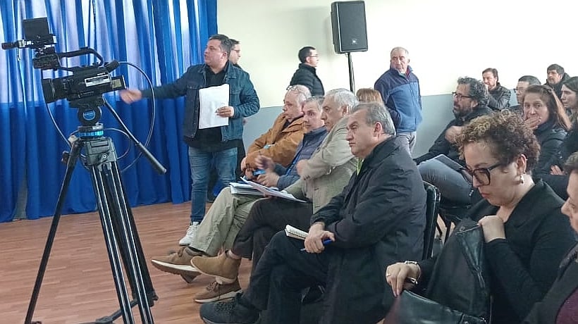 Comerciantes ambulantes reclaman por rechazo a proyecto de construcción de módulos en calle Illapel de Puerto Montt